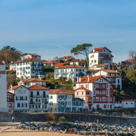 아파트 Eskualduna I By Interhome